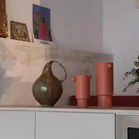Emporda's Classic Townhouse Charm * Albóns
