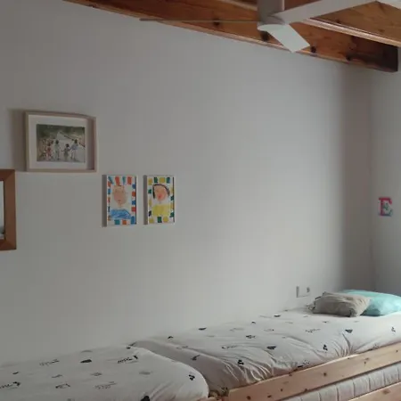 Emporda's Classic Townhouse Charm *